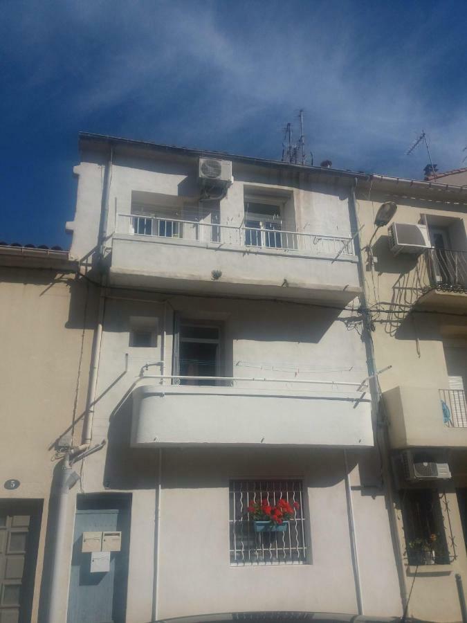 Le 7 Apartment Сет Екстериор снимка